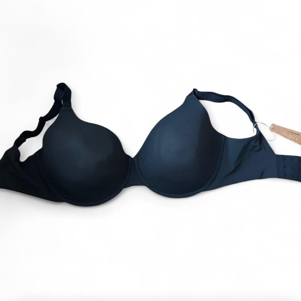 SKIMS Fits Everybody T Shirt Bra Black 36 Quadruple D